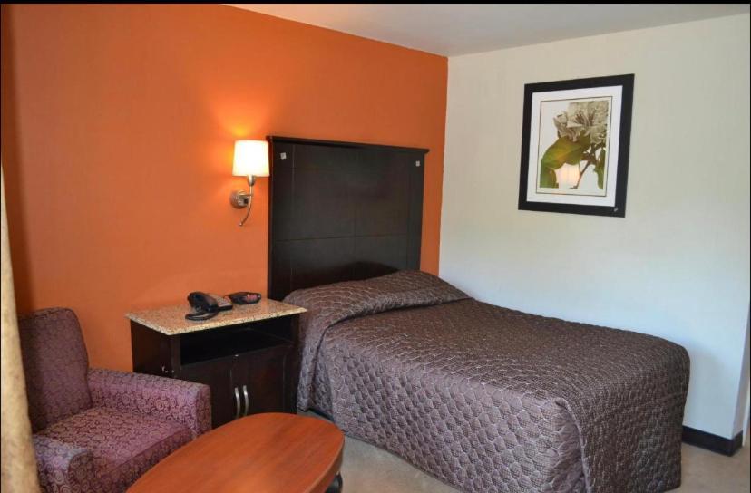 High Point Arcadia Inn Bagian luar foto